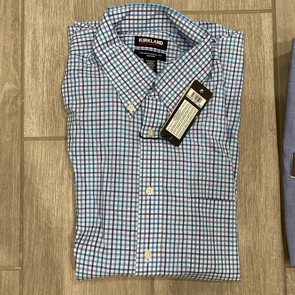 Shirt - Picture 1 of 1